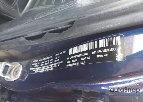 2017 Alfa Romeo Giulia Ti Rwd z USA, uszkodzony, nr VIN ZARFAECN5H7542084